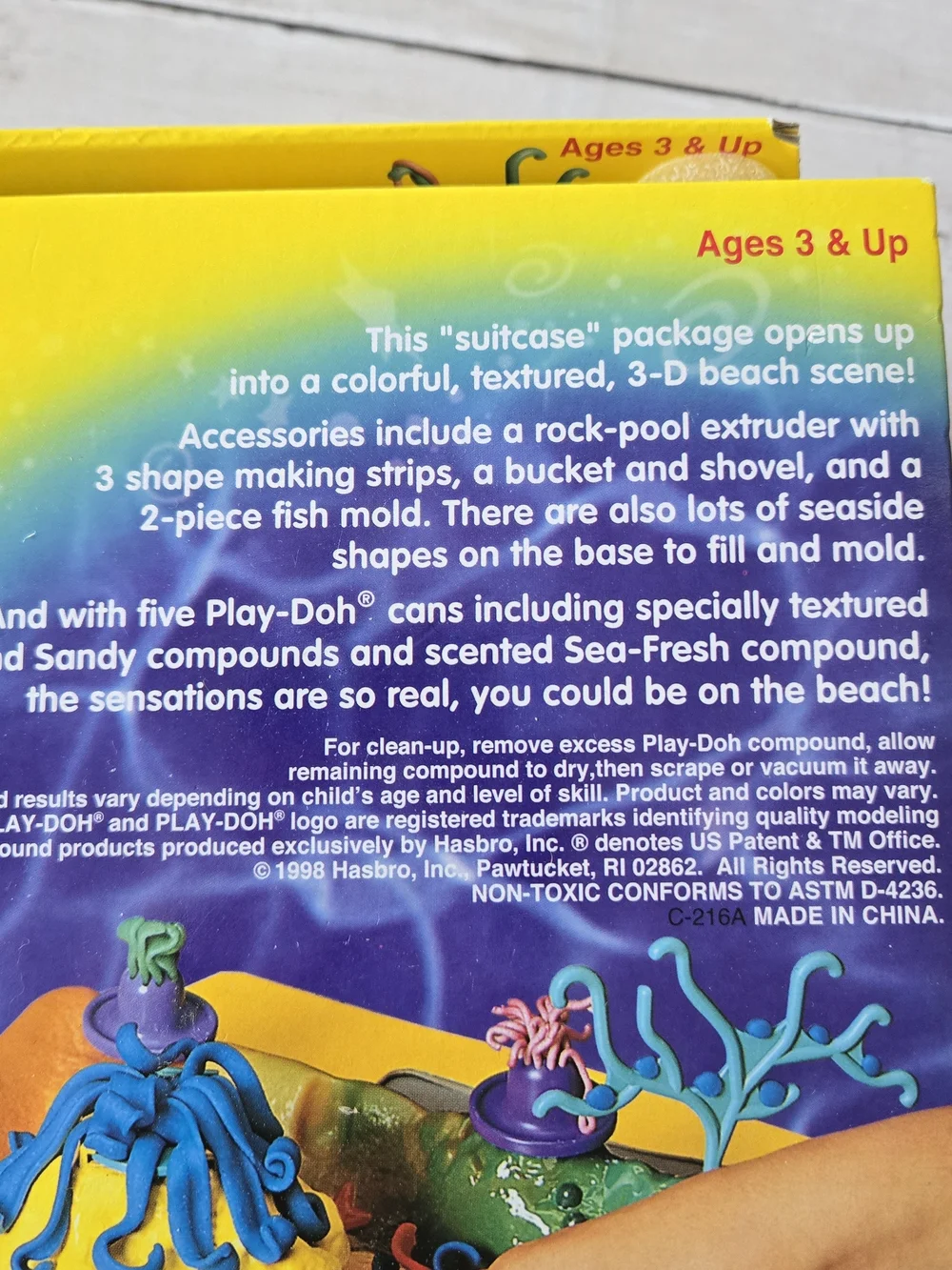 Vintage Play-Doh Seaside Playworld 1998